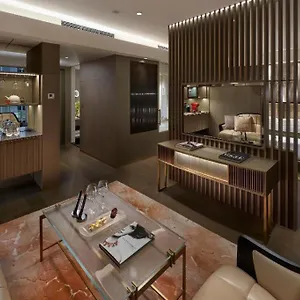The Landmark Mandarin Oriental 5*, Hong Kong China